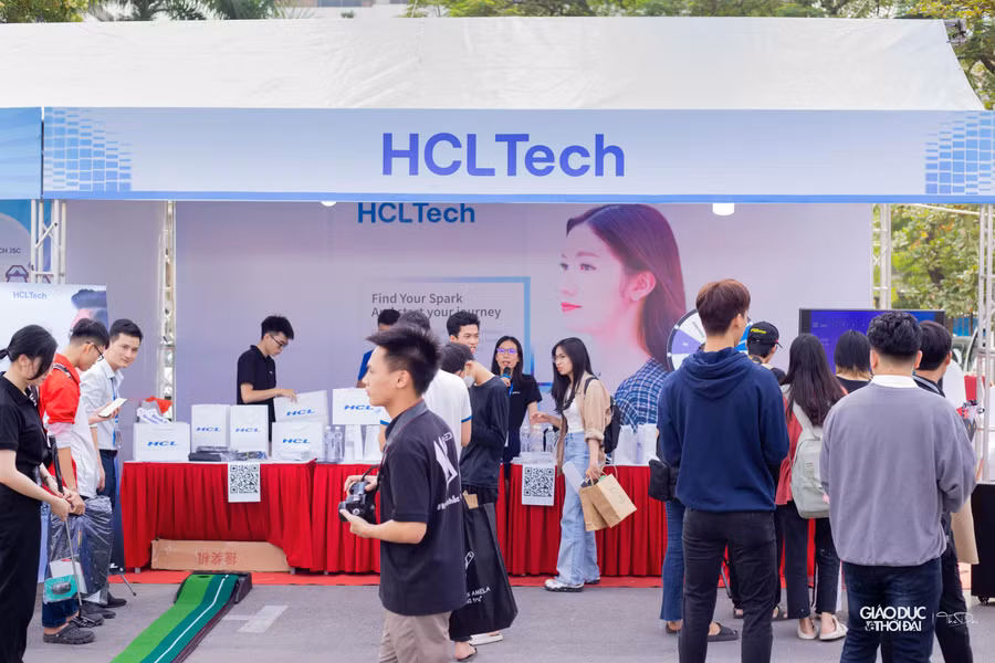 10.000 cơ hội việc làm trong ngày hội tuyển dụng PTIT 2022