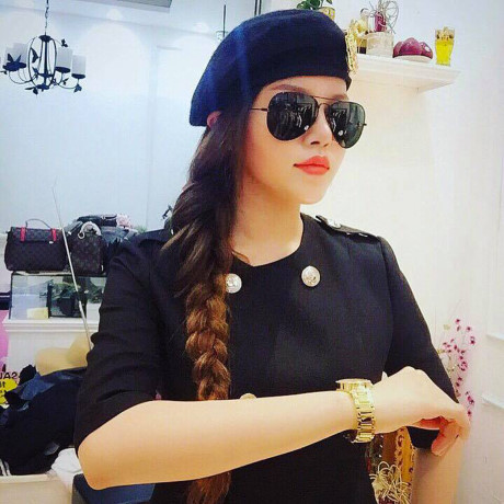 Bạn gái xinh như hotgirl của anh chồng nhu nhược trong Ban gai xinh nhu hotgirl cua anh chong nhu nhuoc trong