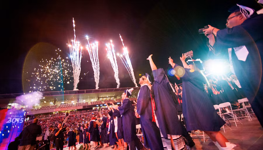 Cơ hội cho sinh viên VN nhận bằng cử nhân Luật của trường ĐH thuộc top 1% thế giới ngay tại Hà Nội