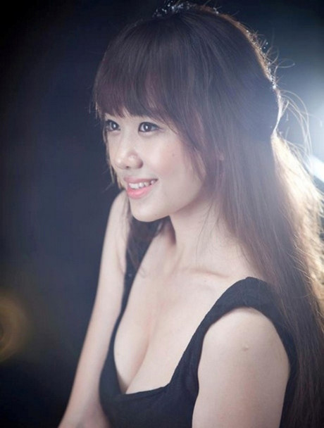 Ảnh quá khứ ít ai ngờ tới của bạn gái Trấn Thành - Ảnh 6 Anh qua khu it ai ngo toi cua ban gai Tran Thanh - Anh 6