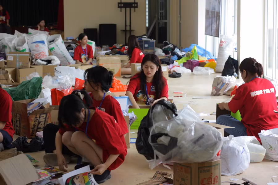 Sự kiện LƯỢM ĐÂY I 2024: MARELIUS là chặng hoạt động thứ 10 - với các hoạt động thu gom, tái chế nhằm nâng cao nhận thức cộng đồng.