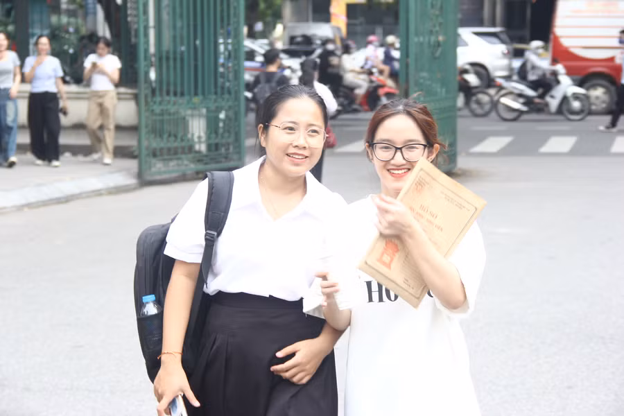 Rạng ngời niềm vui.