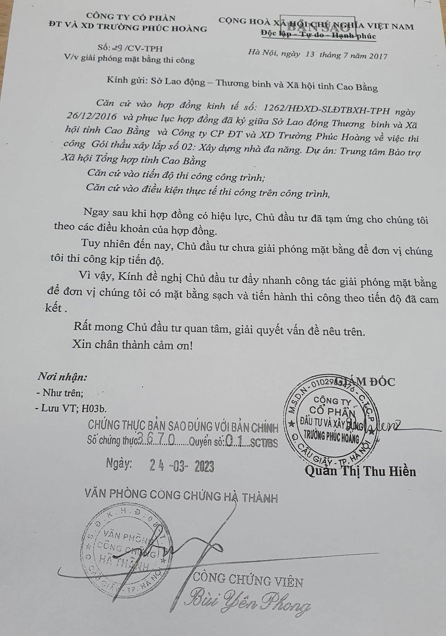 Việc chậm bàn giao mặt bằng để thi công dự án kéo theo nhiều vấn đề như giá nguyên vật liệu và thời hạn bảo lãnh từ phía ngân hàng. Việc chậm bàn giao mặt bằng để thi công dự án kéo theo nhiều vấn đề như giá nguyên vật liệu và thời hạn bảo lãnh từ phía ngân hàng.