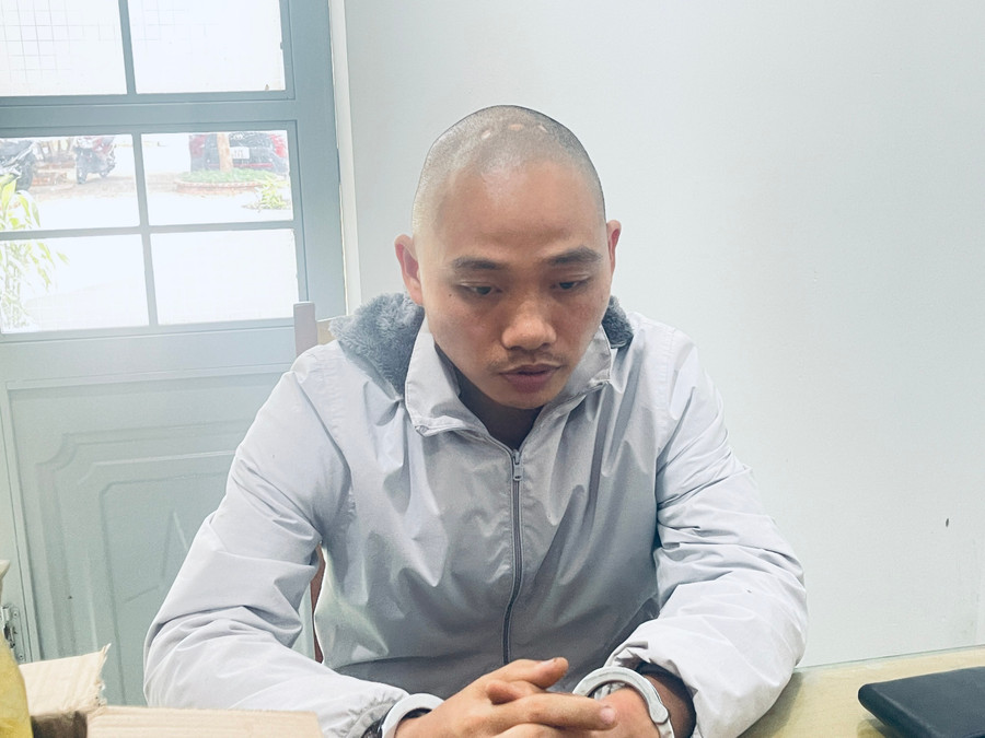 Đối tượng Trương Quang Cường tại cơ quan điều tra (ảnh: TM). Đối tượng Trương Quang Cường tại cơ quan điều tra (ảnh: TM).