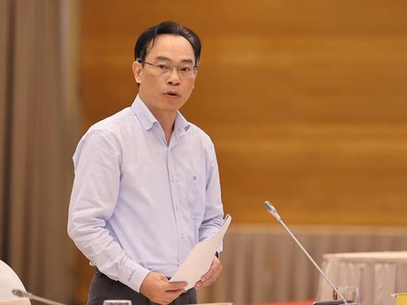 Thứ trưởng Bộ GD&amp;ĐT Hoàng Minh Sơn.