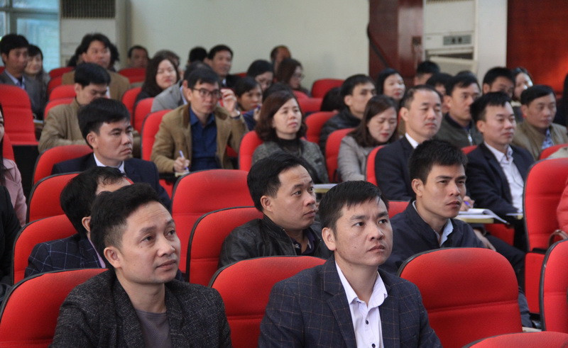 Các học viên tham gia lớp tập huấn