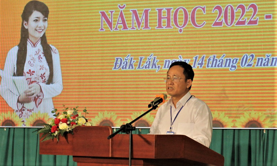 TS. Đỗ Tường Hiệp - Phó Giám đốc Sở GD&ĐT phát biểu khai mạc Hội thi. TS. Đỗ Tường Hiệp - Phó Giám đốc Sở GD&ĐT phát biểu khai mạc Hội thi.