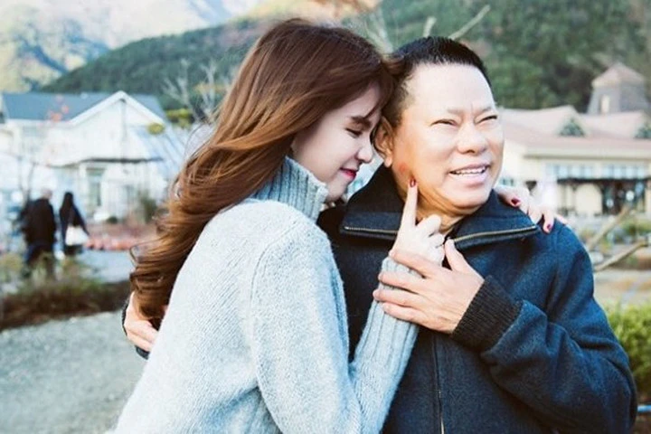 Hợp đồng tình ái của Hoàng Kiều - Ngọc Trinh có giá 12 tỷ?