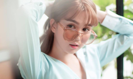 Hợp đồng tình ái của Hoàng Kiều - Ngọc Trinh có giá 12 tỷ? - Ảnh 5 Hop dong tinh ai cua Hoang Kieu - Ngoc Trinh co gia 12 ty? - Anh 5