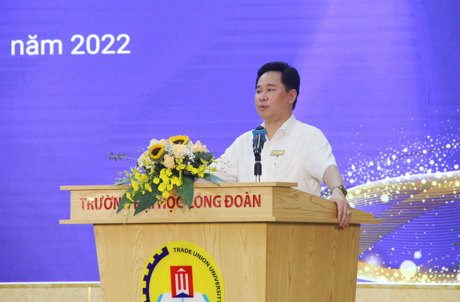 TS Lê Mạnh Hùng phát biểu tại buổi lễ. TS Lê Mạnh Hùng phát biểu tại buổi lễ.