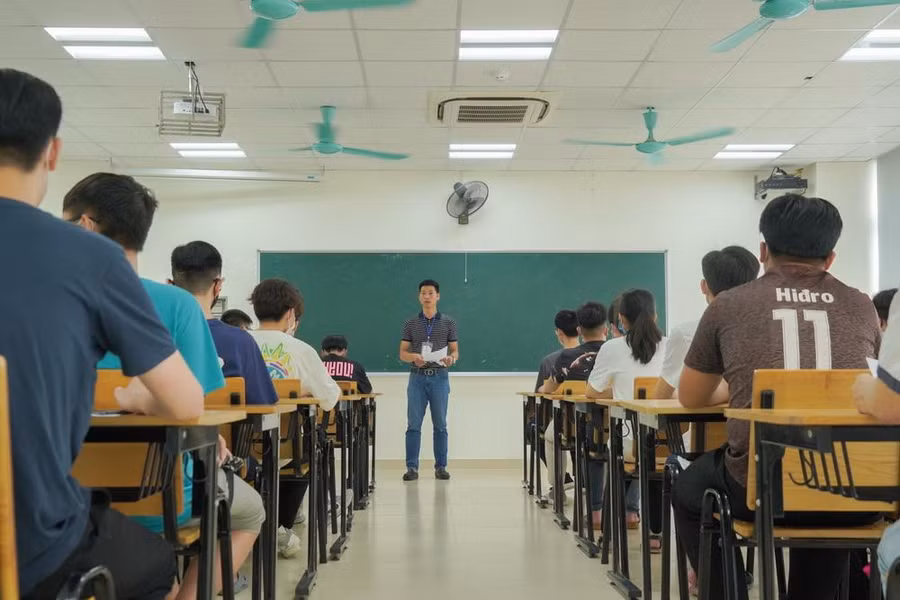 Một phòng thi tại cụm thi Hà Nội