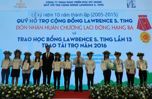 Quỹ Lawrence S. Ting trao học bổng, tài trợ 8,46 tỷ đồng