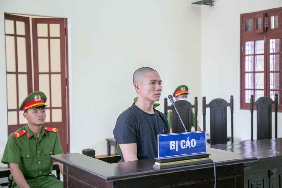 Bị cáo Nguyễn Văn Tiềm tại phiên xét xử. Bị cáo Nguyễn Văn Tiềm tại phiên xét xử.