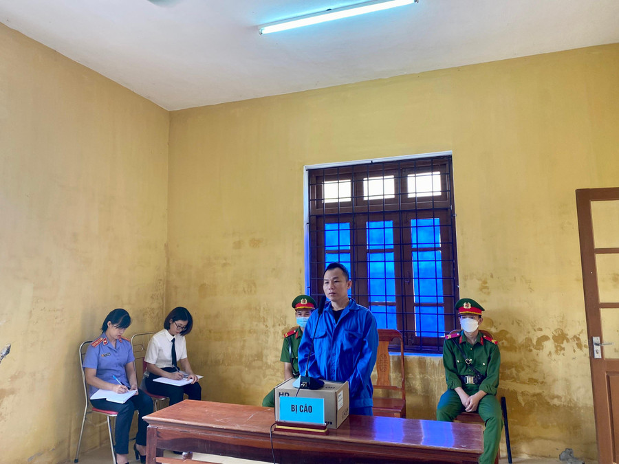 Sau khi bị tạm giam đối tượng Đoàn Trân đã đục tường trốn khỏi nhà tạm giữ, khoảng 3 tháng sau thì bị bắt. Sau khi bị tạm giam đối tượng Đoàn Trân đã đục tường trốn khỏi nhà tạm giữ, khoảng 3 tháng sau thì bị bắt.