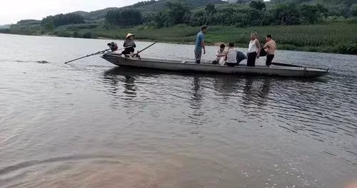 Khu vực xảy ra vụ đuối nước thuộc sông Gianh đoạn qua xã Đồng Hóa.