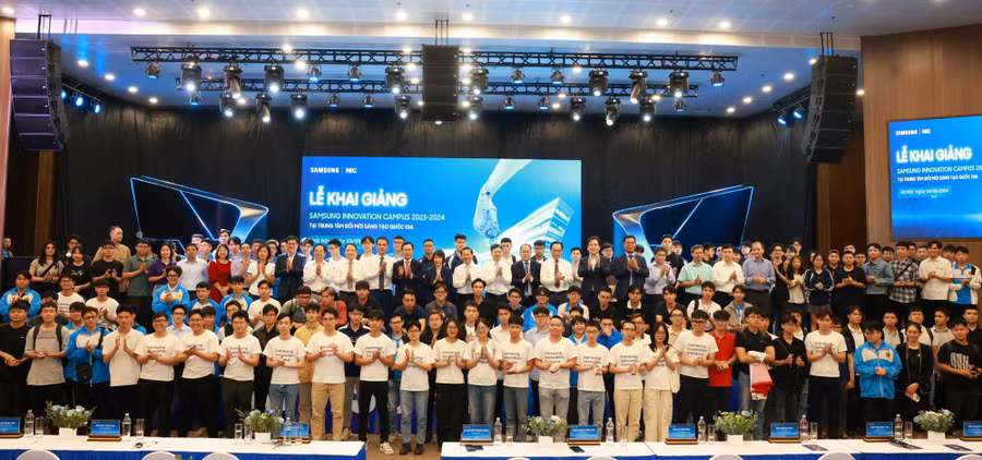 Lễ Khai giảng diễn ra thành công tốt đẹp.