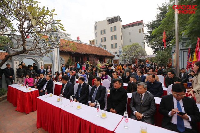 Lễ khai bút đầu Xuân là việc làm thiết thực của huyện Thanh Trì nhằm thực hiện truyền thống, đạo lý uống nước nhớ nguồn, tôn sư trọng đạo của dân tộc, đồng thời bày tỏ tấm lòng thành kính đối với ân đức của các bậc thánh nhân đã có nhiều đóng góp cho nền giáo dục nước nhà.