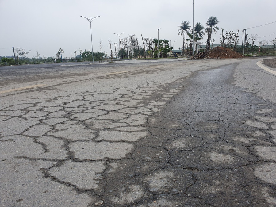 Dự án được triển khai đầu năm 2017, do Tổng Công ty xây dựng Bạch Đằng thi công. Tuyến đường có chiều dài 6,2km, cả vỉa hè rộng 20,5m, tổng mức đầu tư khoảng 152 tỷ đồng.