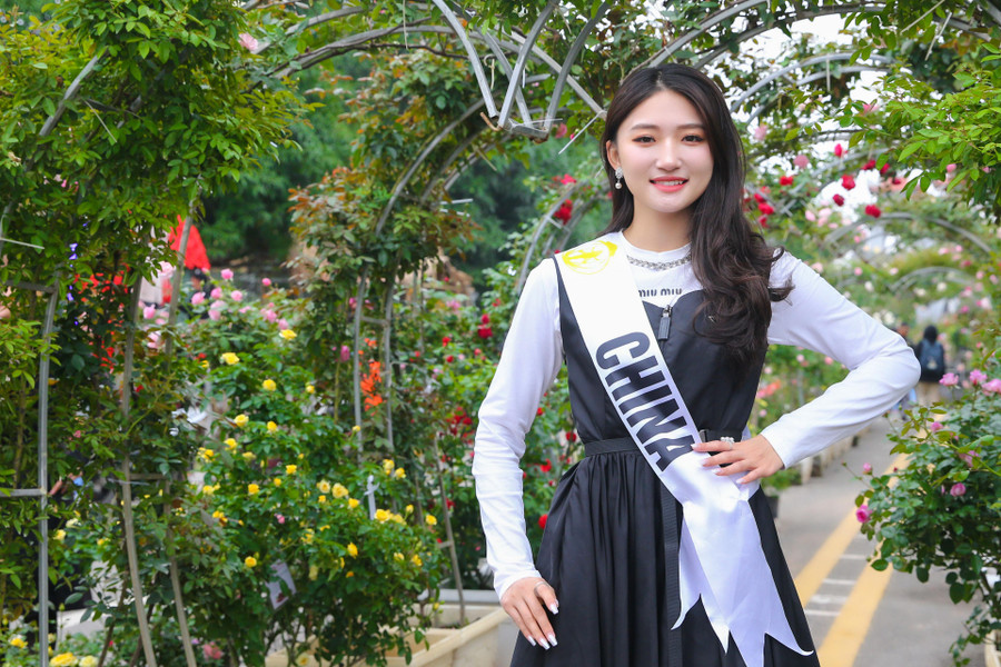 Người đẹp đến từ Trung Quốc.