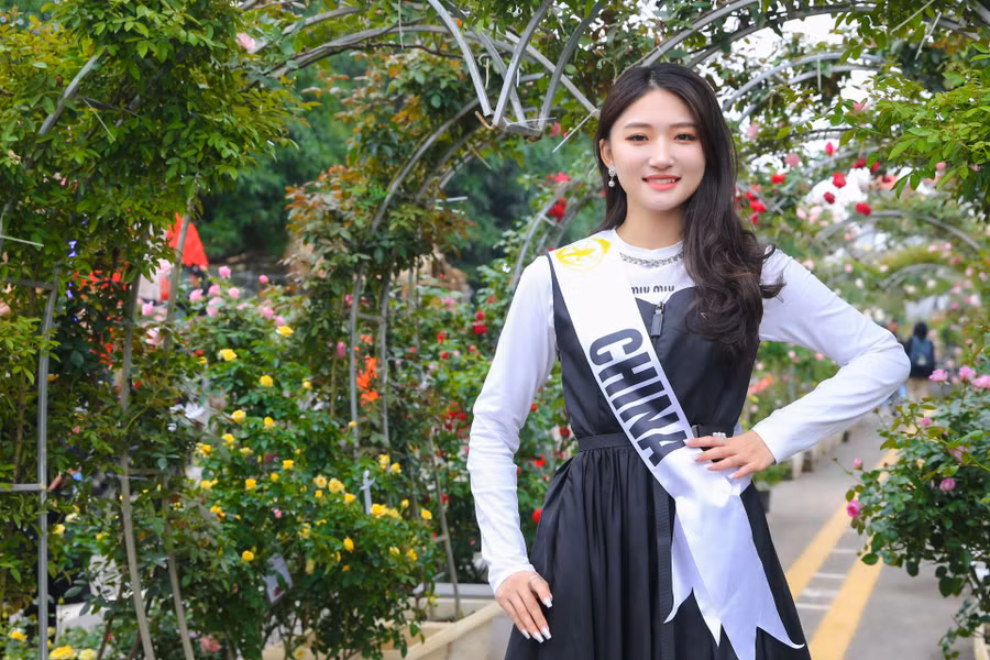 Người đẹp đến từ Trung Quốc.