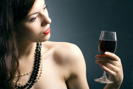 Vì sao phụ nữ nói nhiều, đòi hỏi nhiều, cằn nhằn nhiều, và già nhanh hơn đàn ông? - Ảnh 1 Vi sao phu nu noi nhieu, doi hoi nhieu, can nhan nhieu, va gia nhanh hon dan ong? - Anh 1