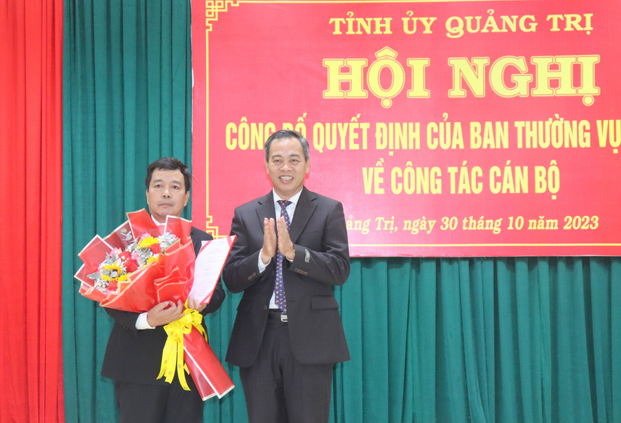 Ông Lê Tiến Dũng được điều động làm Bí thư Huyện ủy Gio Linh. (Ảnh: T.P) Ông Lê Tiến Dũng được điều động làm Bí thư Huyện ủy Gio Linh. (Ảnh: T.P)
