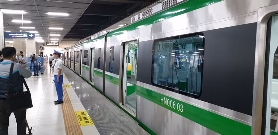 Công ty TNHH MTV Đường sắt đô thị Hà Nội đã tiến hành diễn tập với 63 tình huống có thể xảy ra trong quá trình khai thác.