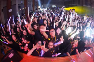 Bùng nổ cùng ‘tân binh’ trường Báo trong đêm nhạc Outergram