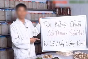 Tràn lan các đoạn video tự quảng cáo "3 đời chữa sỏi thận". Ảnh chụp màn hình.