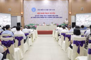 Các đại biểu dự hội nghi tại điểm cầu trụ sở BHXH Việt Nam.