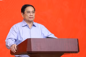 Thủ tướng phát biểu khai mạc Hội nghị sơ kết 6 tháng năm 2022 thực hiện Đề án phát triển ứng dụng dữ liệu dân cư, định danh và xác thực điện tử phục vụ chuyển đổi số quốc gia giai đoạn 2022-2025, tầm nhìn đến năm 2030. Ảnh: VGP.