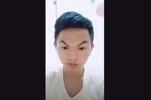 Video: Thú vị chàng trai "chơi vũ đạo" lông mày theo nhạc