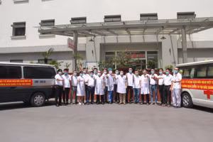 Đoàn lên đường thẳng tiến tới tâm dịch Bắc Giang. Nguồn: Báo Tin tức.