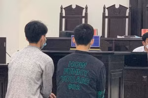 Rủ nhau đi "dằn mặt" người trêu bạn gái, hai trai trẻ dắt nhau vào vòng lao lý