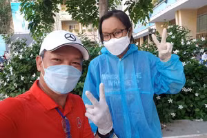 Hình ảnh ấn tượng về những tấm lòng tiếp sức mùa dịch Covid-19