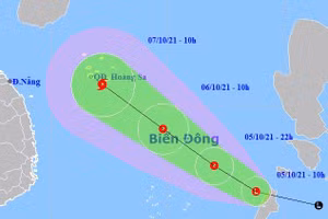Dự báo vị trí và đường đi của ATNĐ, bão trên Biển Đông. Ảnh: NCHMF.