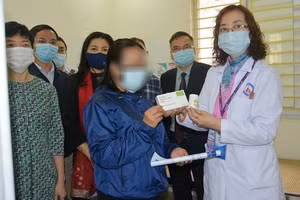 Tại lễ mít tinh, Bệnh viện Phổi Hà Nội đã khởi động chương trình điều trị lao tiềm ẩn bằng 3HP. ệnh viện Phổi Hà Nội. 