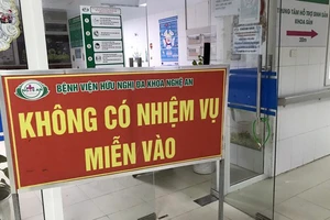 Bệnh viên đa khoa Nghệ An ngay lập tức phong tỏa tạm thời khoa Khoa Sản để chống dịch. Nguồn: Báo Nghệ An.