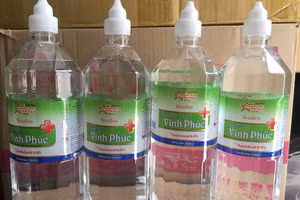 Thu hồi toàn quốc nước muối Vĩnh Phúc không đạt chất lượng. Ảnh: TL.