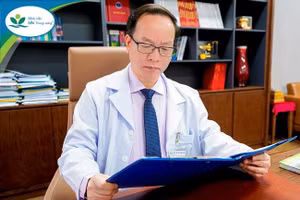 PGS. TS Trần Minh Điển – Giám đốc Bệnh viện Nhi Trung ương đưa ra khuyến cáo về hội chứng hậu Covid-19 ở trẻ. Nguồn: Bệnh viện Nhi Trung ương.