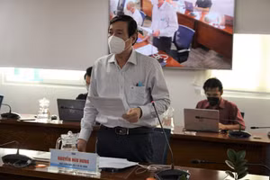 Phó Giám đốc Sở Y tế TP Hồ Chí Minh Nguyễn Hữu Hưng.