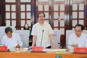 Bộ trưởng Nguyễn Kim Sơn phát biểu chỉ đạo tại buổi làm việc với lãnh đạo tỉnh Thừa Thiên - Huế ngày 6/7.