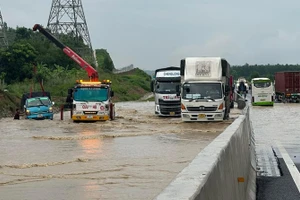 Công bố nguyên nhân gây ngập cao tốc Dầu Giây - Phan Thiết 