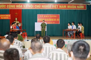 Trại giam số 3 - Bộ Công an (đóng tại Nghệ An) tổ chức Lễ khai giảng Lớp học văn hóa xóa mù chữ cho phạm nhân năm học 2022-2023.