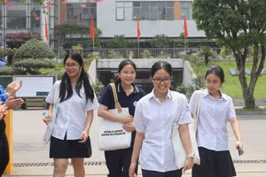 Nụ cười rạng rỡ của thí sinh Hà Nội sau kỳ thi vào lớp 10