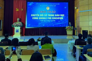 Giám đốc Sở GD&ĐT Hà Nội Trần Thế Cương phát biểu khai mạc hội thảo.