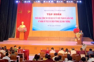 Quang cảnh buổi tập huấn.