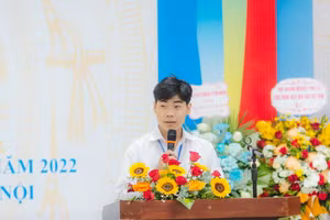 Nguyễn Việt Thành, học sinh lớp 12A1 Trường THPT Sóc Sơn.