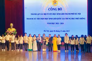 Ra mắt các đội tuyển học sinh giỏi thành phố Hà Nội