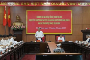 Thứ trưởng Phạm Ngọc Thưởng phát biểu tại buổi làm việc.